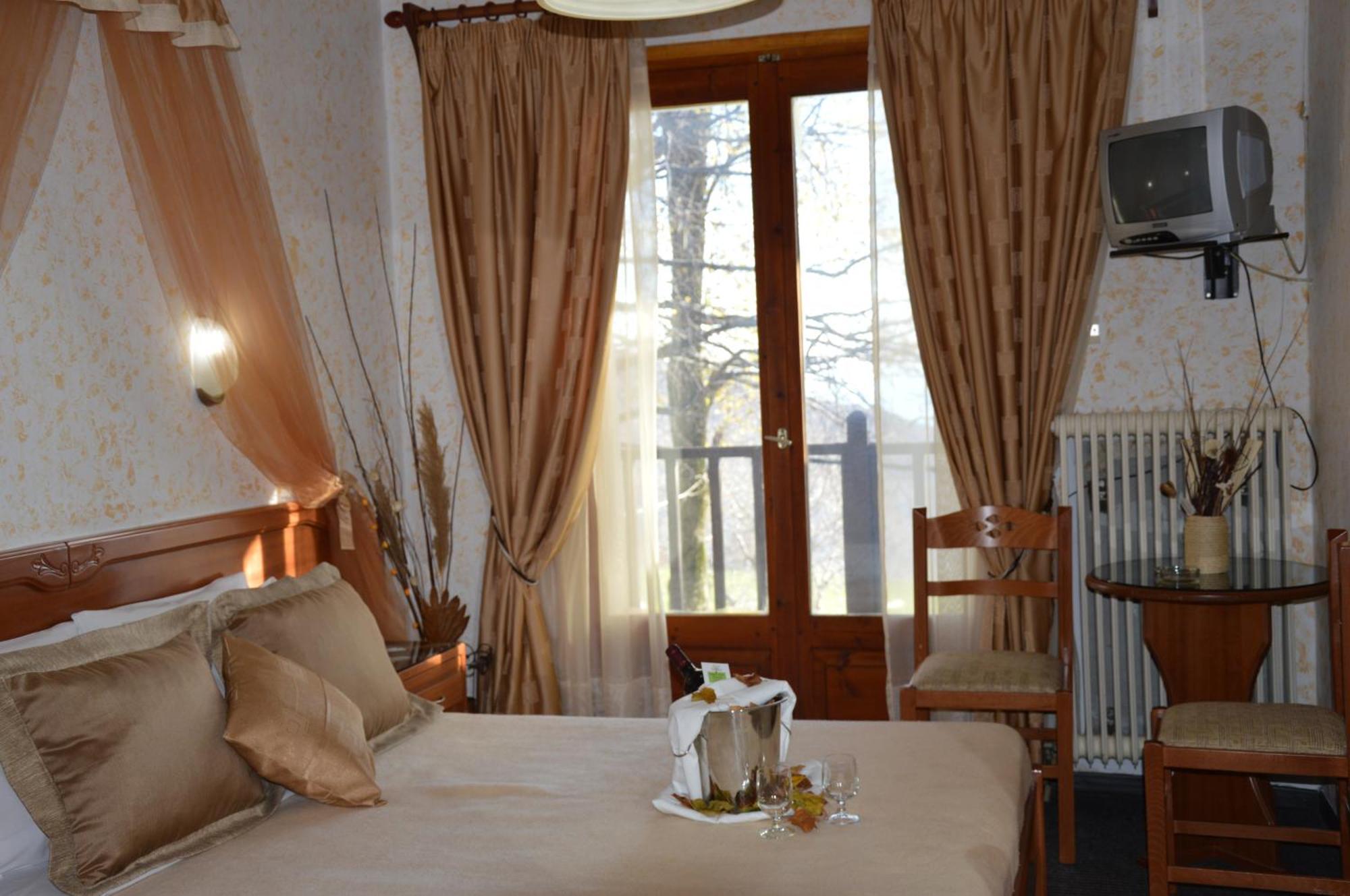 Hotel Hani Zisi Ханя Стая снимка