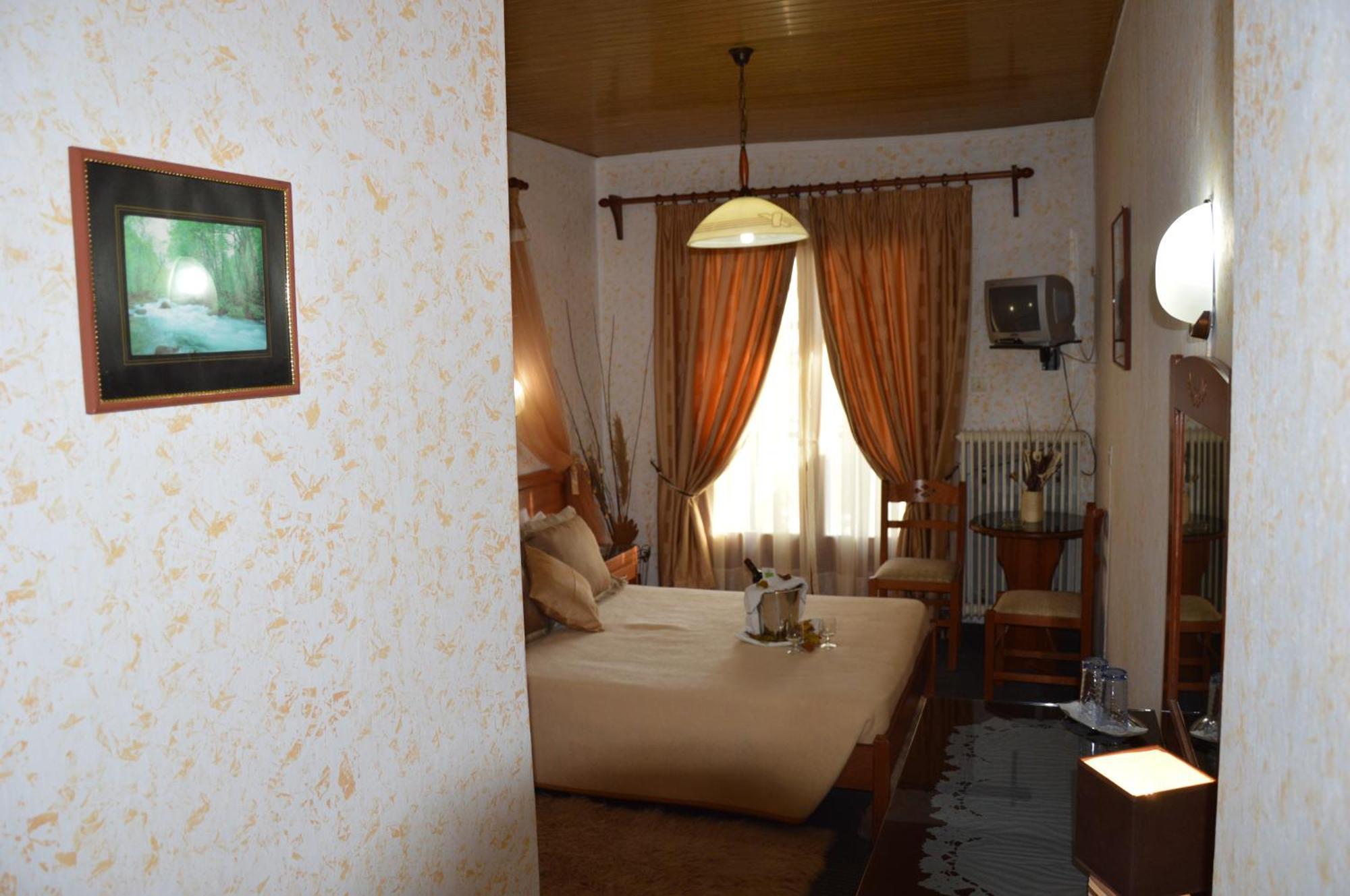 Hotel Hani Zisi Ханя Стая снимка