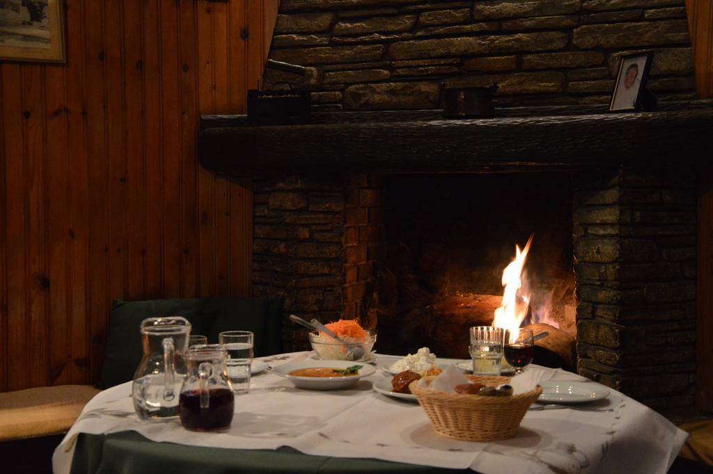 Hotel Hani Zisi Ханя Екстериор снимка