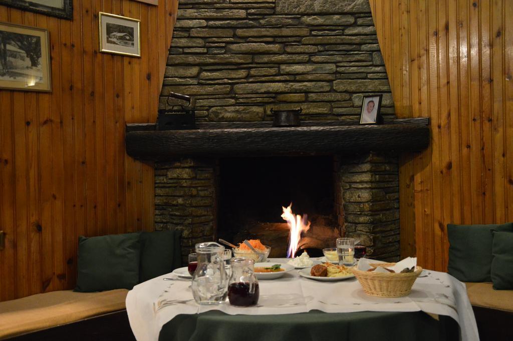 Hotel Hani Zisi Ханя Екстериор снимка