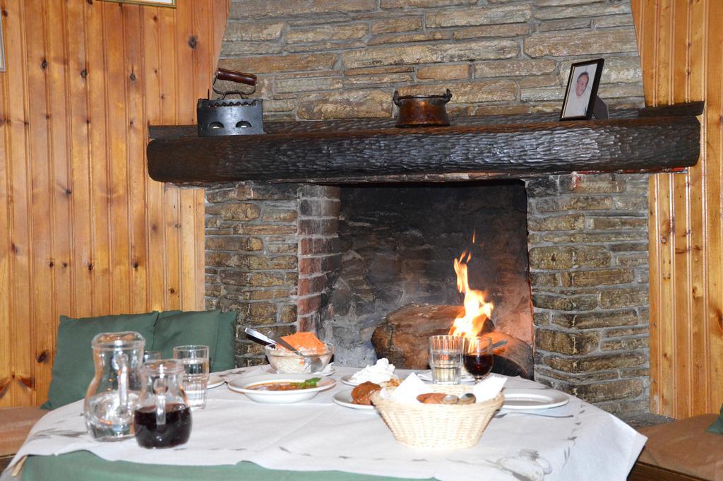 Hotel Hani Zisi Ханя Екстериор снимка