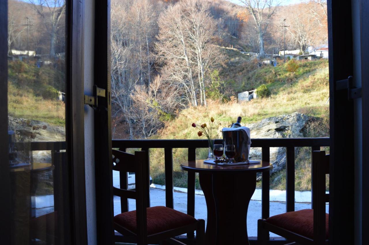Hotel Hani Zisi Ханя Екстериор снимка